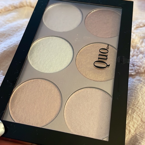 Highlight & Glow Pallete - Picture 5 of 5